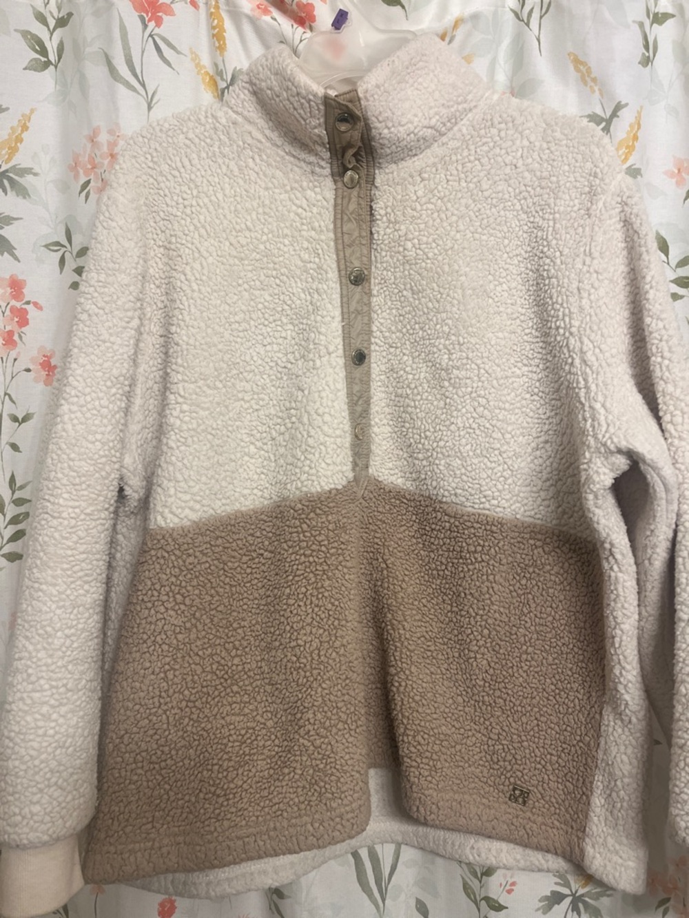 Calvin Klein Two-Tone Sherpa Snap Pullover in Cream & Tan